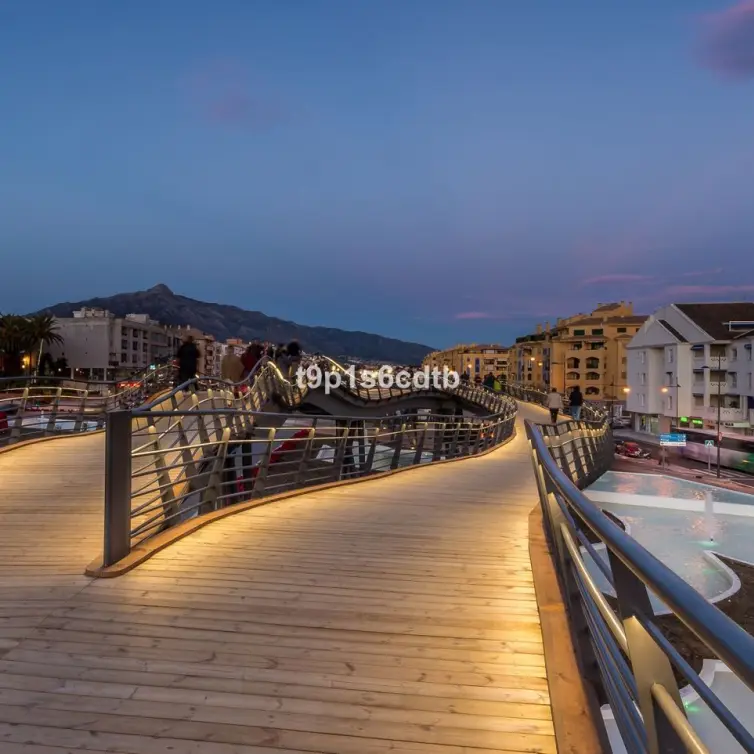 Sale of middle floor apartment in San Pedro de Alcántara