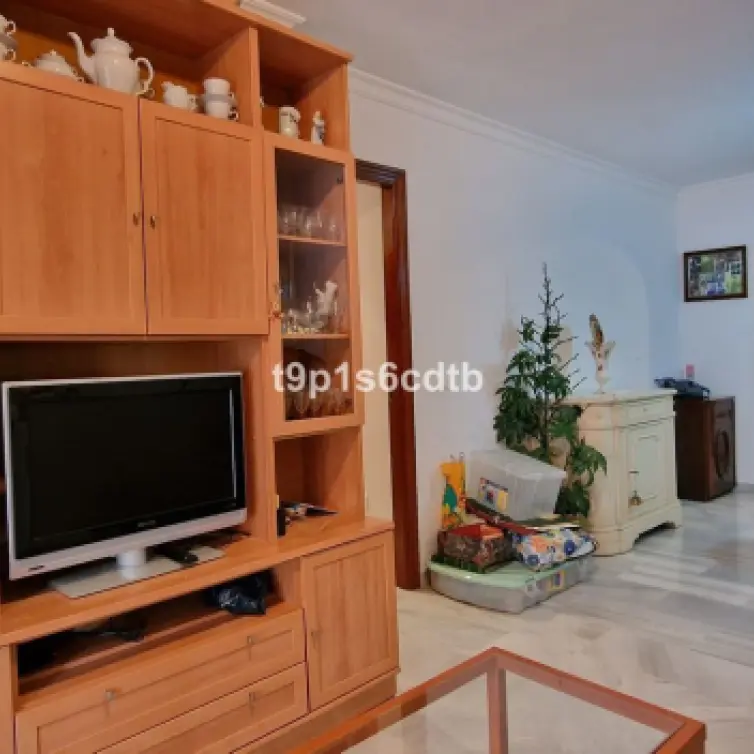 Sale of middle floor apartment in San Pedro de Alcántara