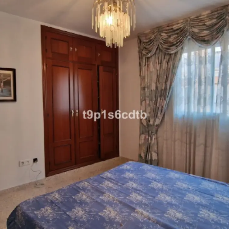 Sale of middle floor apartment in San Pedro de Alcántara