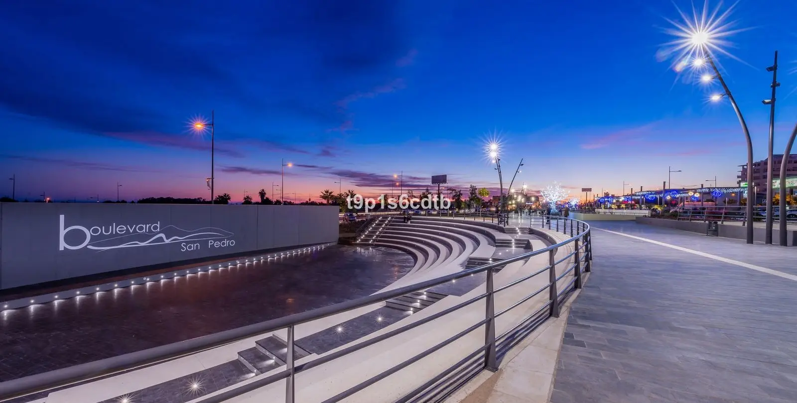 Sale of middle floor apartment in San Pedro de Alcántara 12