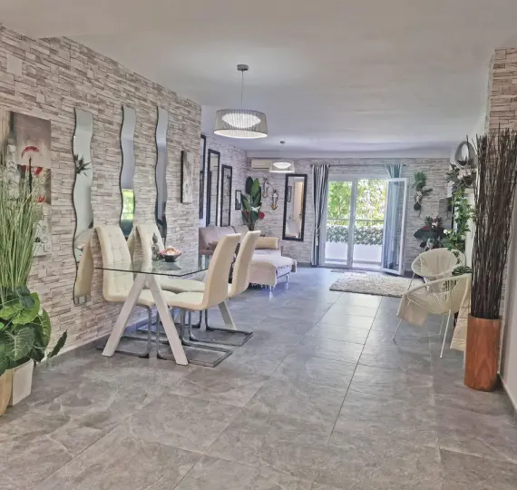 Sale of ground floor apartment in Calahonda