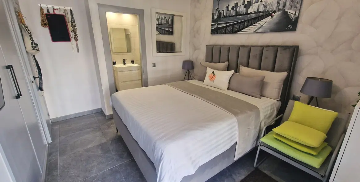 Sale of ground floor apartment in Calahonda 31