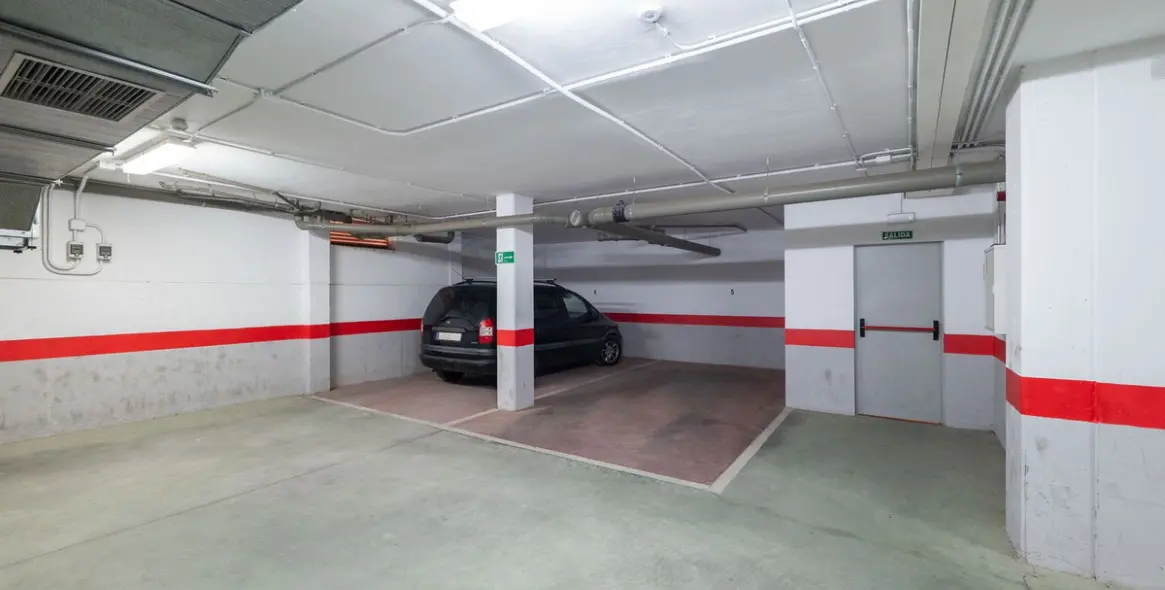 Sale of ground floor apartment in La Mairena 18