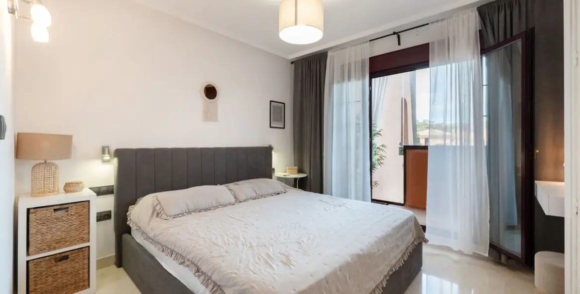 Venta de apartamento en planta baja en La Mairena 8