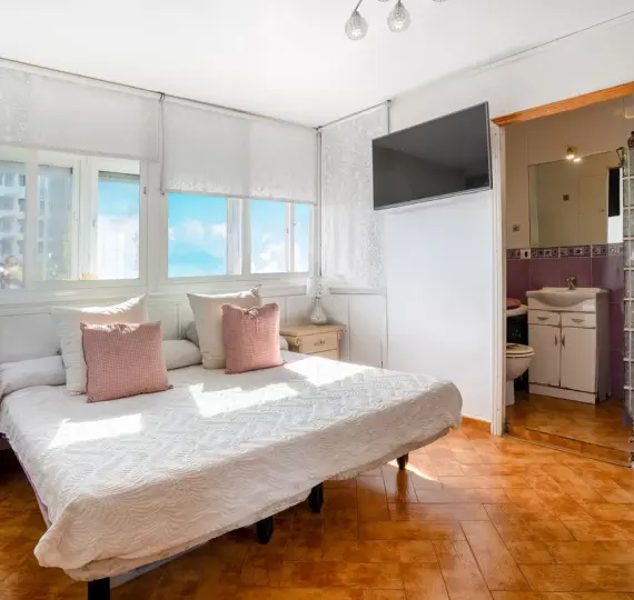 Продажа апартаментов на среднем этаже в Mijas