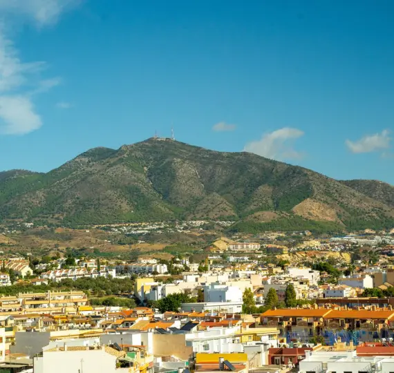 Продажа апартаментов на среднем этаже в Mijas