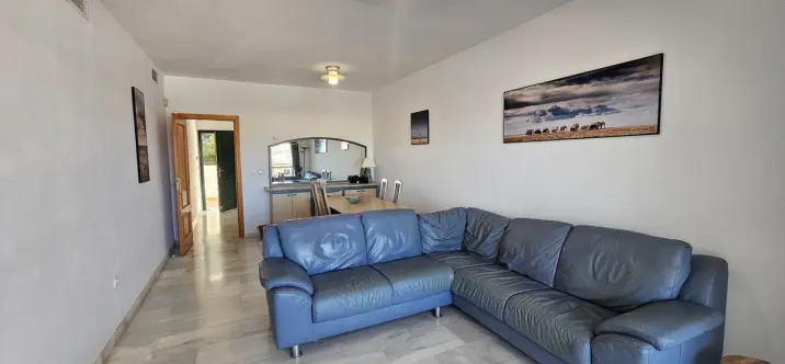 Продажа апартаментов на среднем этаже в Miraflores 3