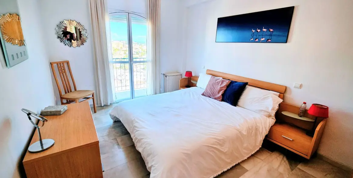 Продажа апартаментов на среднем этаже в Miraflores 8