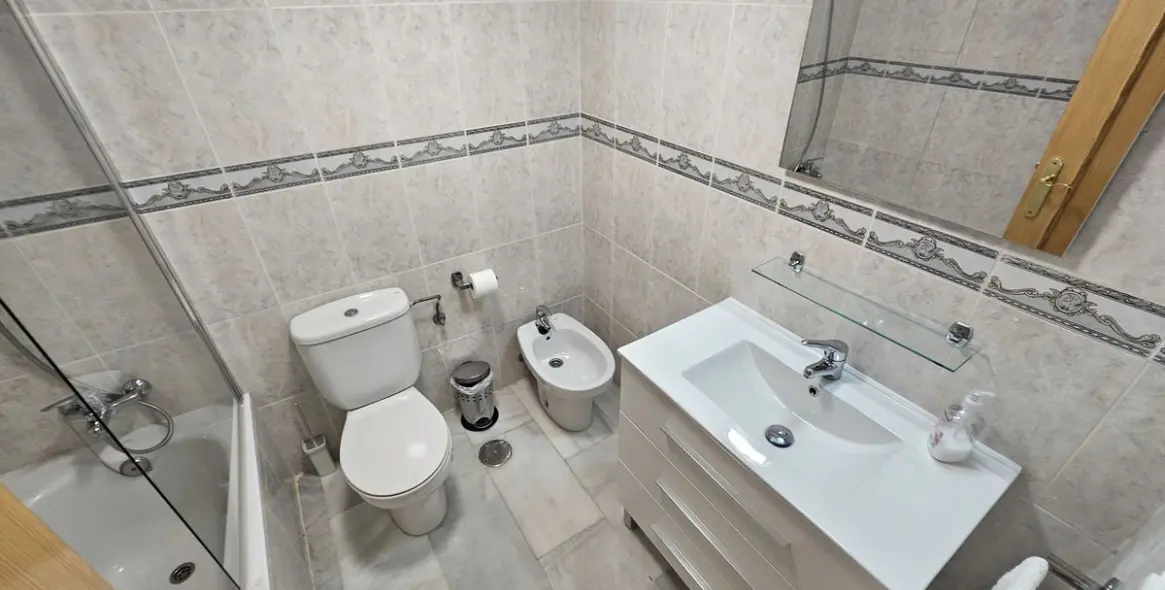 Продажа апартаментов на среднем этаже в Miraflores 15