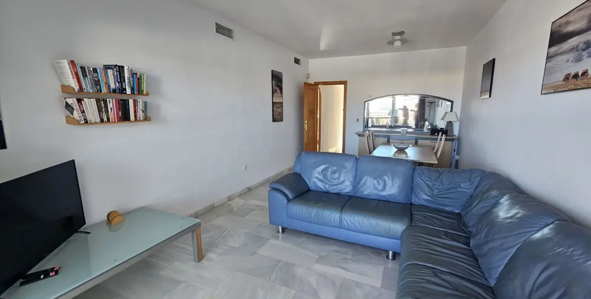 Продажа апартаментов на среднем этаже в Miraflores 19