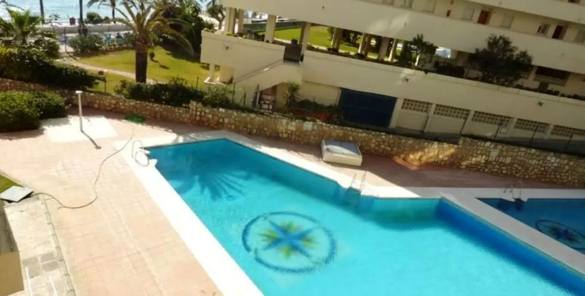 Sale of middle floor apartment in Marbella 17
