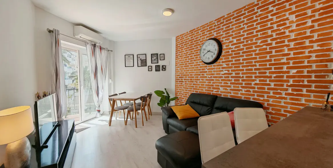 Sale of middle floor apartment in Marbella 2