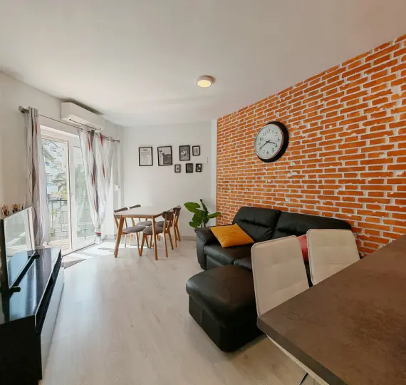 Sale of middle floor apartment in Marbella