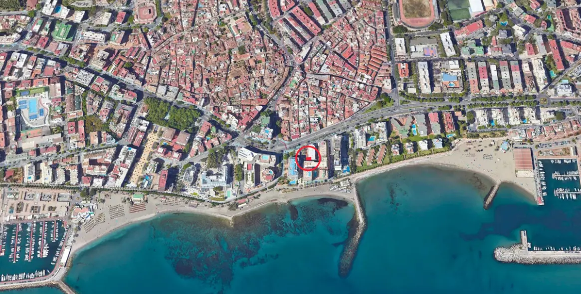 Sale of middle floor apartment in Marbella 11