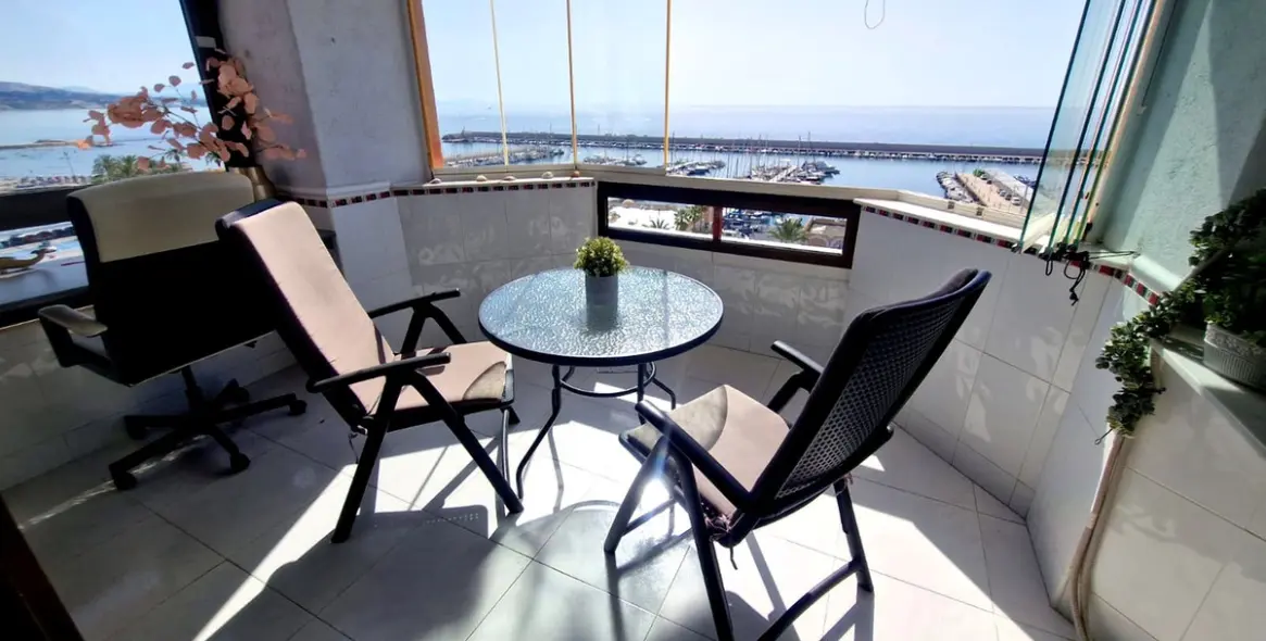 Продажа апартаментов на среднем этаже в Fuengirola 1