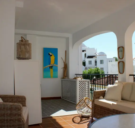 Sale of middle floor apartment in Nerja