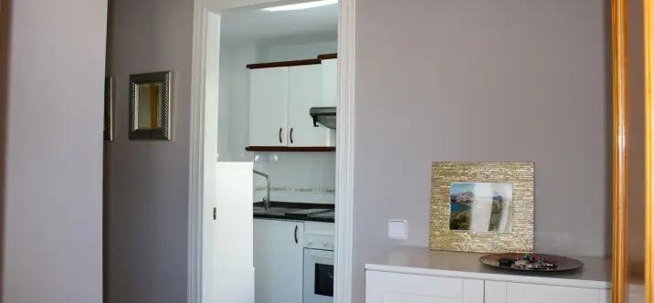 Sale of middle floor apartment in Nerja 3