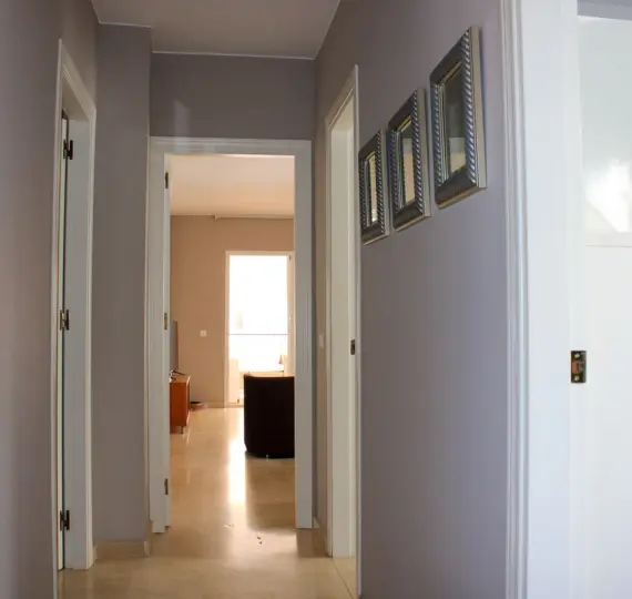 Sale of middle floor apartment in Nerja