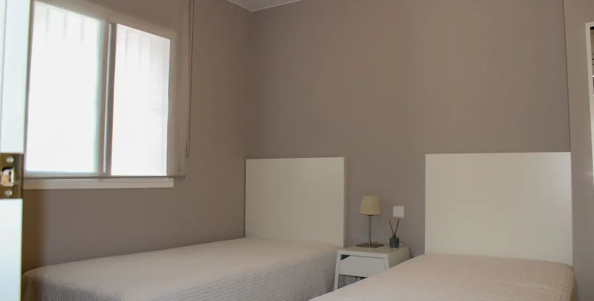 Sale of middle floor apartment in Nerja 9