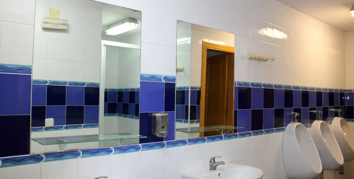 Sale of middle floor apartment in Nerja 27