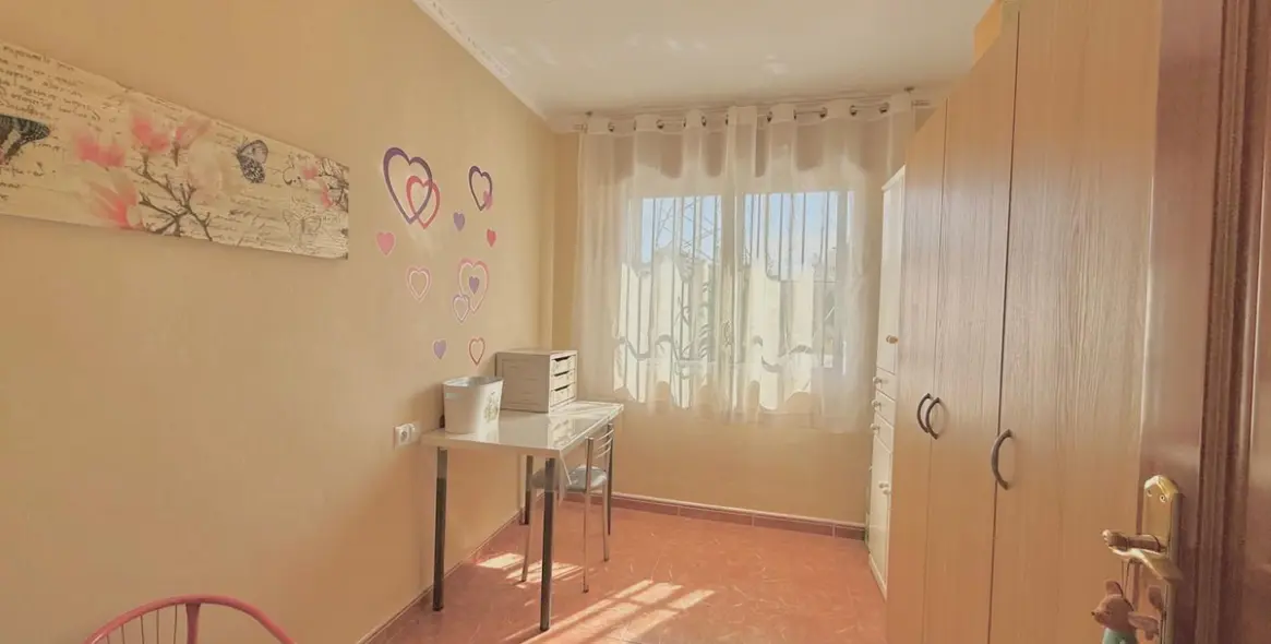 Sale of townhouse in Los Pacos 17