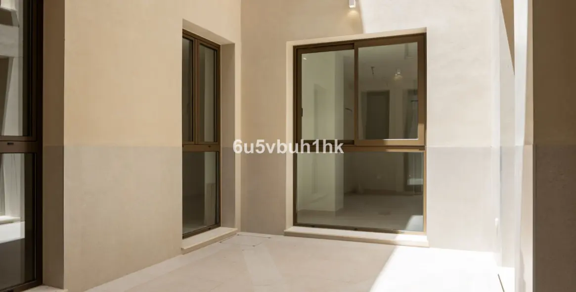 Sale of ground floor apartment in Málaga Centro 37