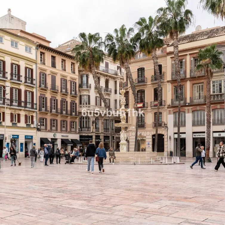 Sale of ground floor apartment in Málaga Centro
