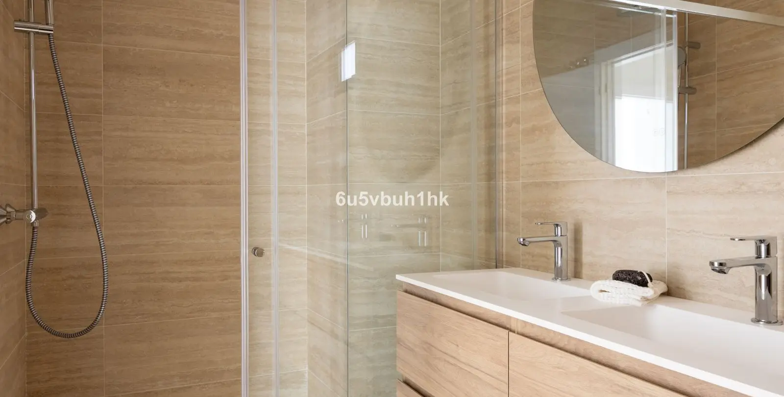 Sale of ground floor apartment in Málaga Centro 13