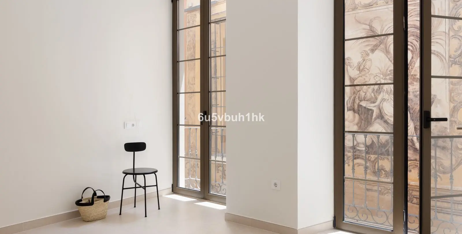 Sale of ground floor apartment in Málaga Centro 32