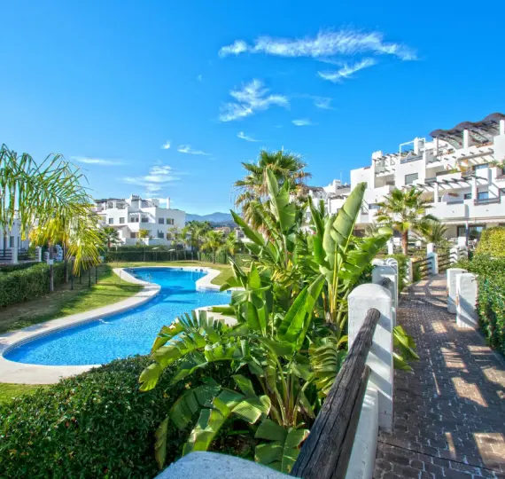 Sale of ground floor apartment in Selwo