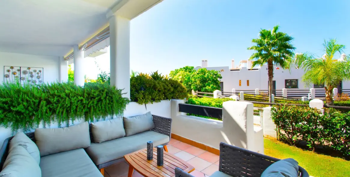 Sale of ground floor apartment in Selwo 2