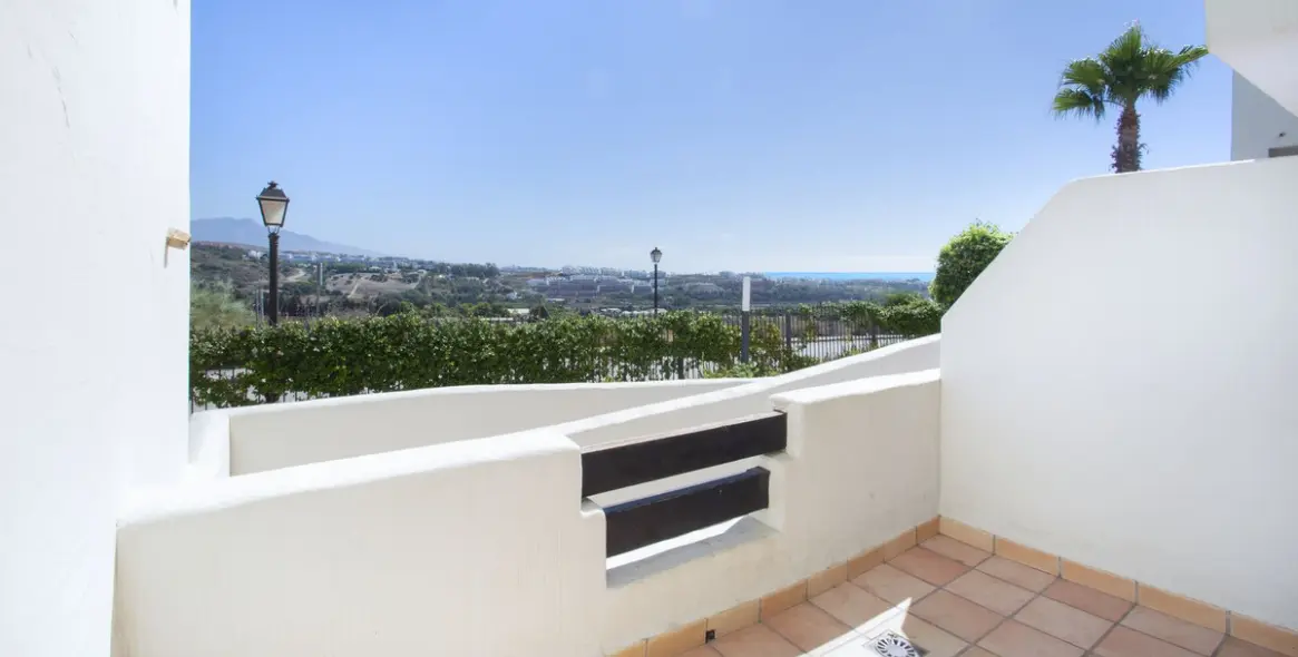 Sale of ground floor apartment in Selwo 19