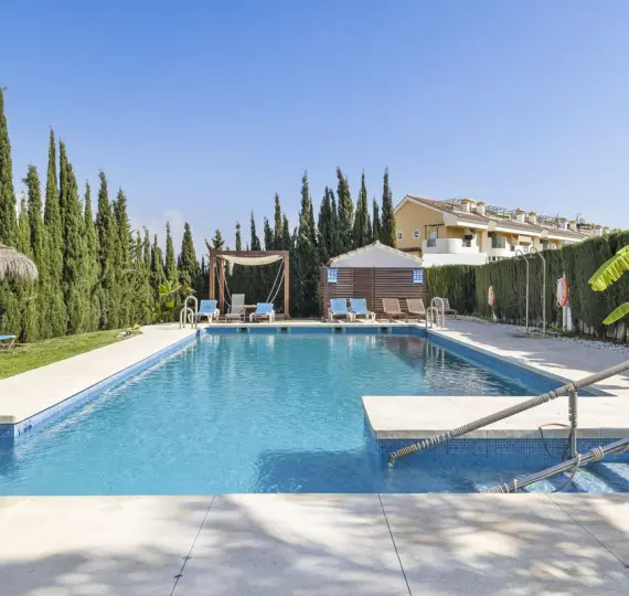 Sale of middle floor apartment in Marbella