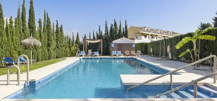 Sale of middle floor apartment in Marbella 0