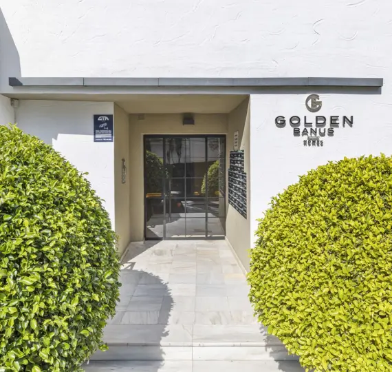 Sale of middle floor apartment in Marbella