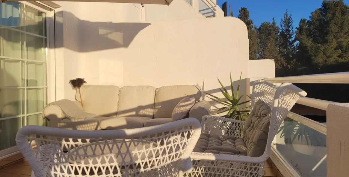 Продажа апартаментов на среднем этаже в Marbella 10