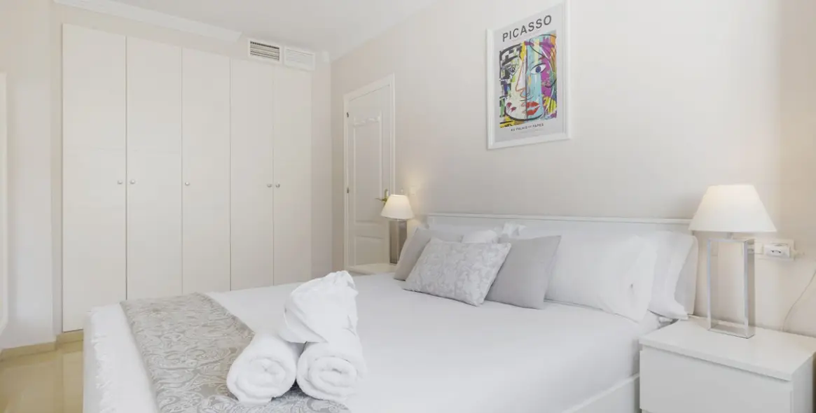 Продажа апартаментов на среднем этаже в Marbella 14