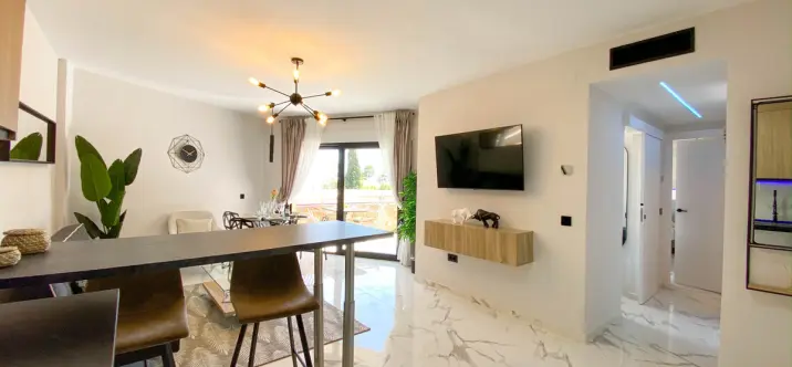 Sale of townhouse in Atalaya 1