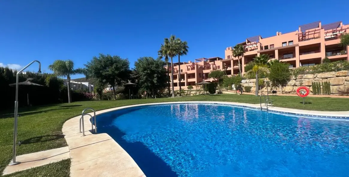 Продажа апартаментов на первом этаже в Manilva 2