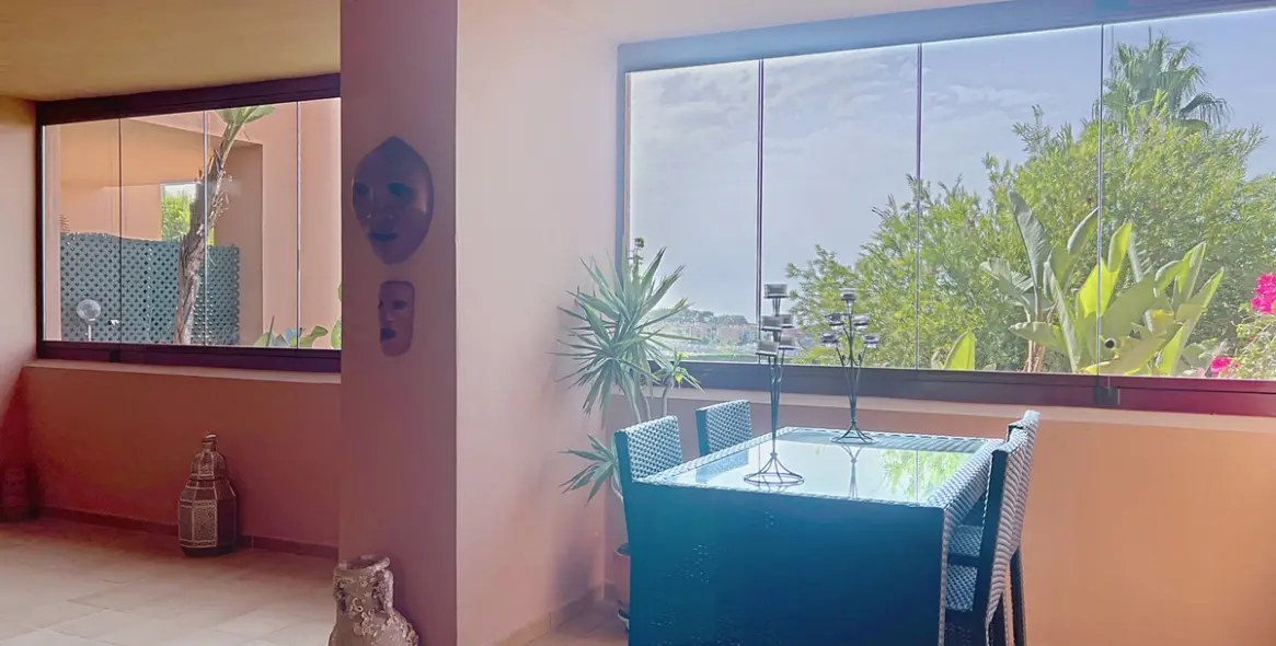 Продажа апартаментов на первом этаже в Manilva 4