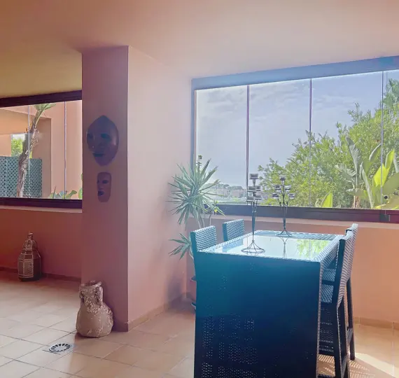 Продажа апартаментов на первом этаже в Manilva