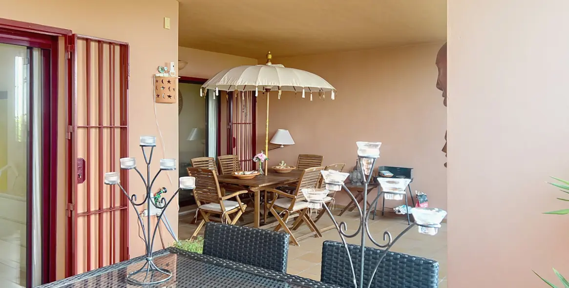 Продажа апартаментов на первом этаже в Manilva 8