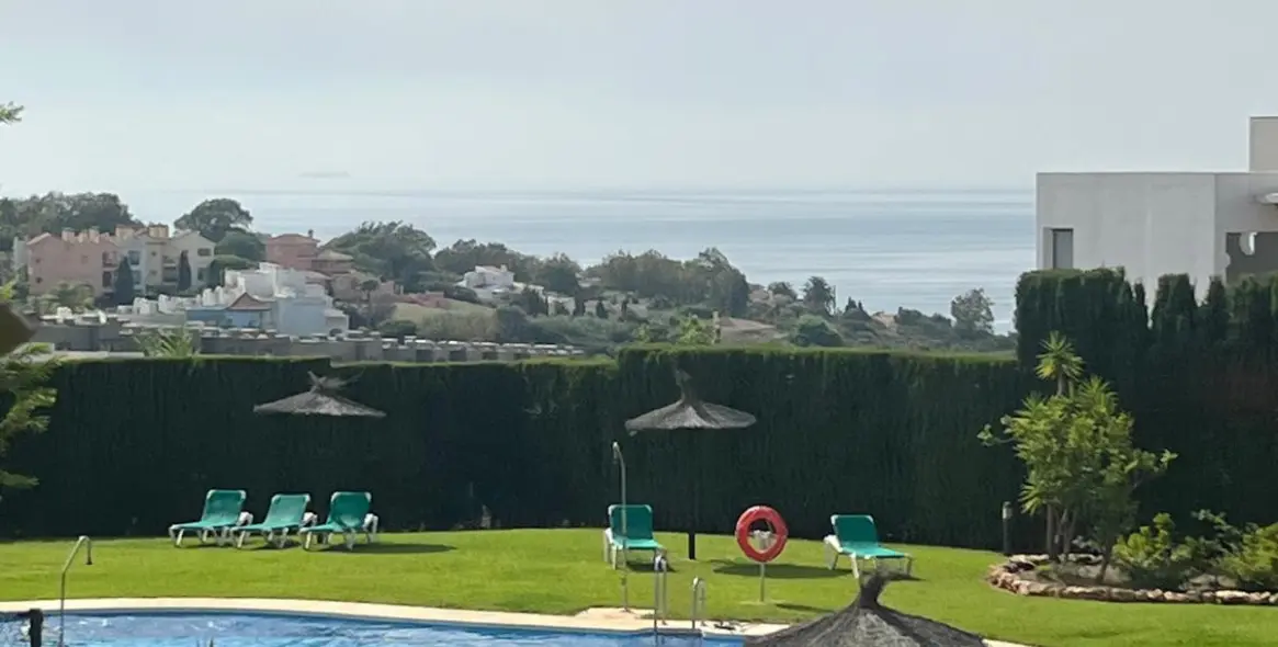 Sale of ground floor apartment in Manilva 24