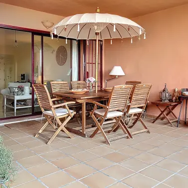 Sale of ground floor apartment in Manilva