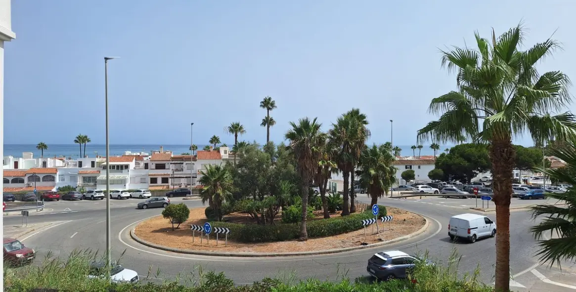 Продажа апартаментов на первом этаже в Manilva 2