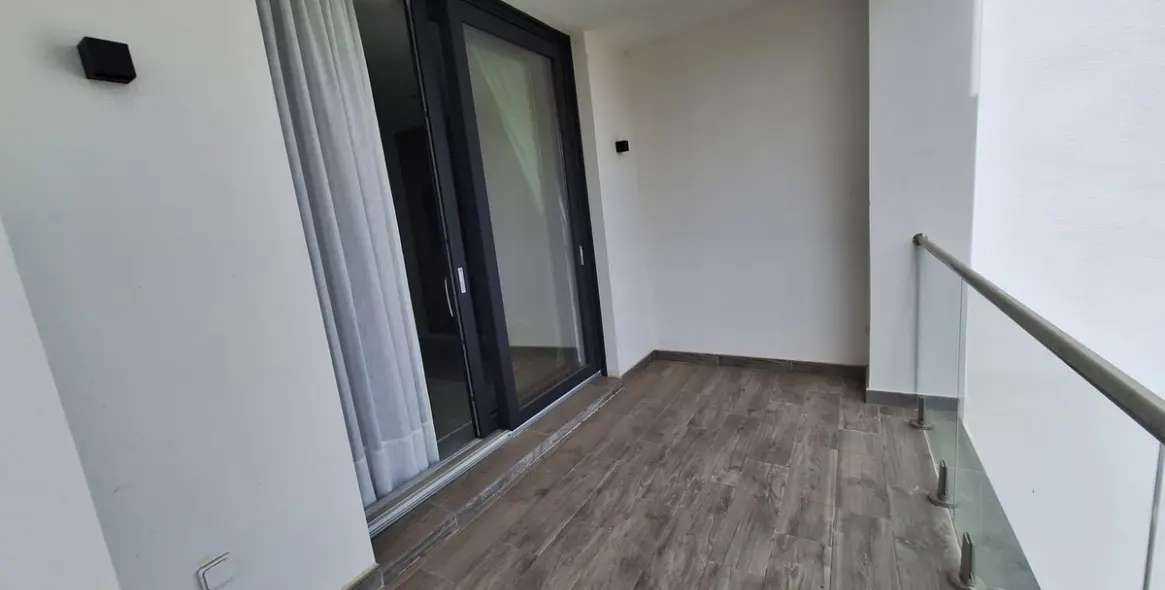 Продажа апартаментов на первом этаже в Manilva 3