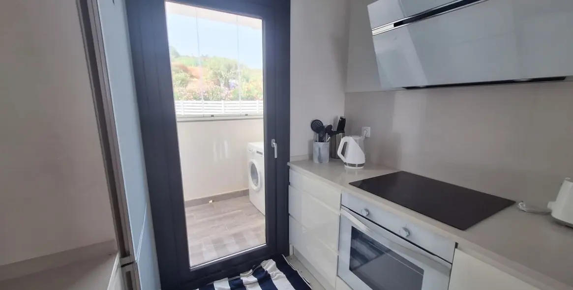 Продажа апартаментов на первом этаже в Manilva 16