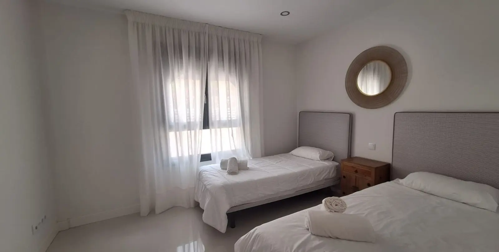 Sale of ground floor apartment in Manilva 7