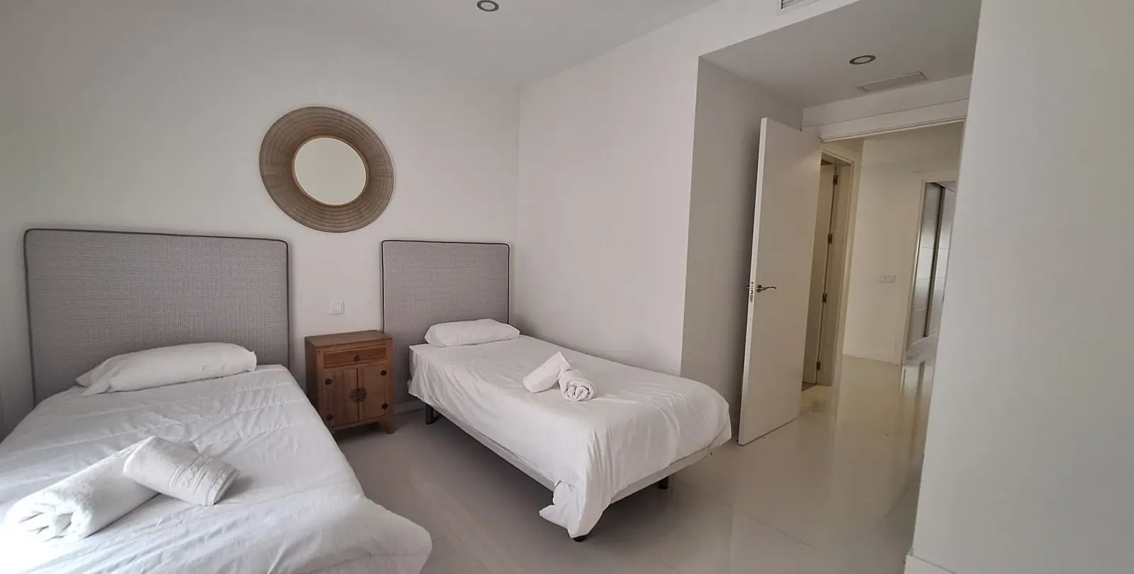 Sale of ground floor apartment in Manilva 20