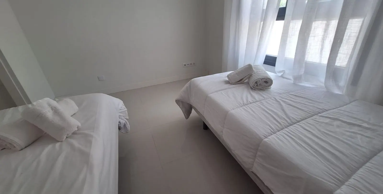 Sale of ground floor apartment in Manilva 21